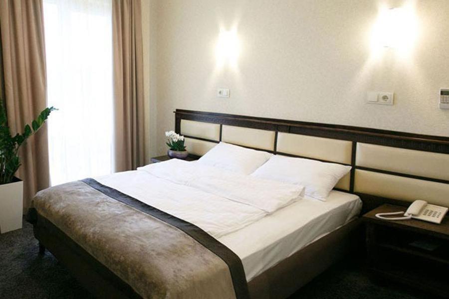 Avalon Palace Ternopil Eksteriør billede