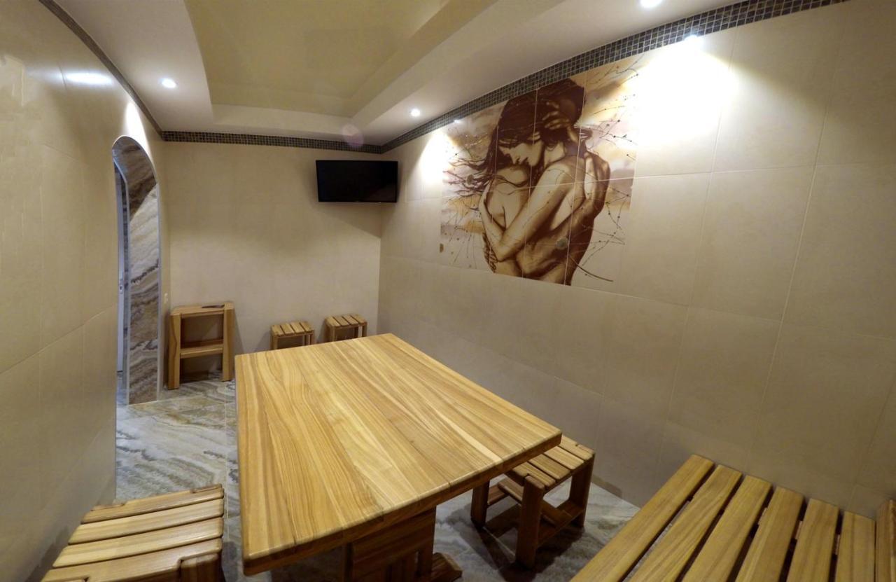 Avalon Palace Ternopil Eksteriør billede